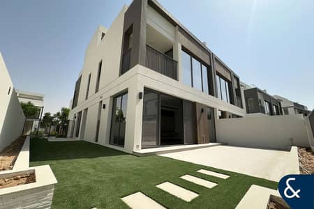 5 Bedroom Villa for Rent in Tilal Al Ghaf, Dubai - LANDSCAPED GARDEN | 5 BED | OPEN KITCHEN