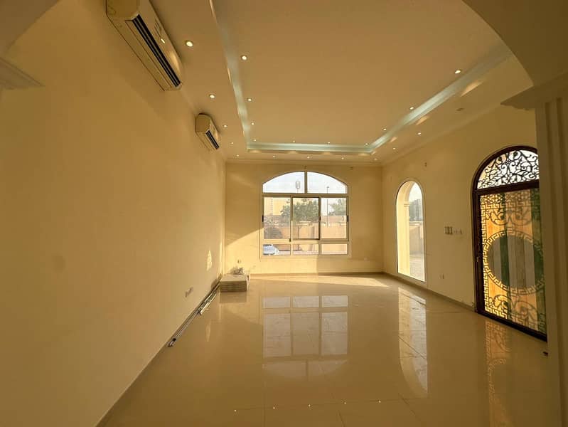 3 Independent_Villa-Private__Garden_-Prime_Location-4. jpg