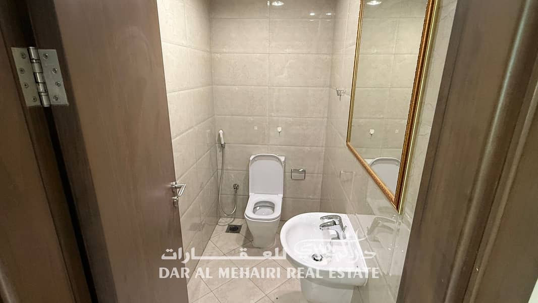 6 WhatsApp Image 2025-06-20 at 09.57. 55_ee0590db. jpg