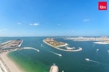 2 Bedroom Flat for Sale in Dubai Harbour, Dubai - Beachfront I Amazing facilities I Private beach