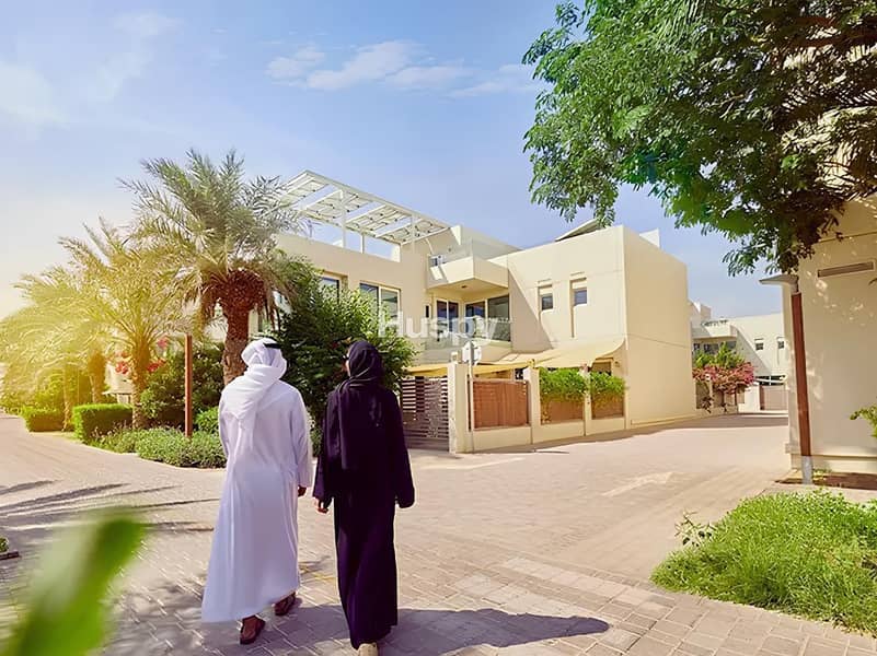 Elegant Living | Prime Location | Book Now Elegant Living | Prime Location | Book Now