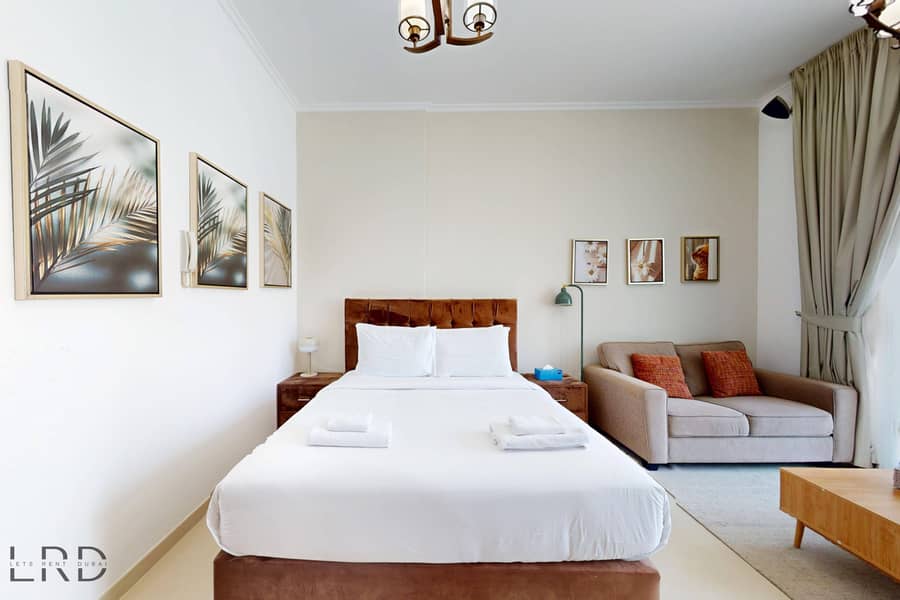 8 LRD-VACATION-HOMES-Dec-Tower-1-06192025_122952. jpg