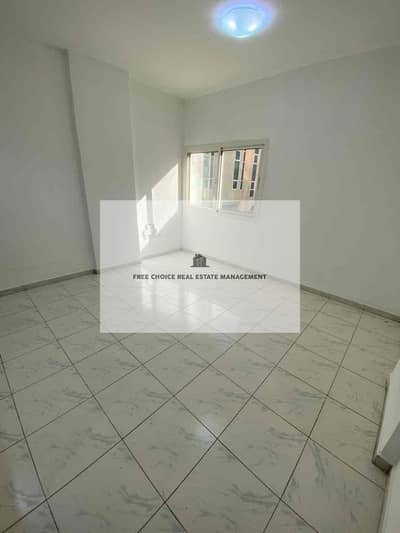 1 Bedroom Apartment for Rent in Hamdan Street, Abu Dhabi - 32ce07aa-acc0-4a1b-a6b7-64a3b399c797. jpg