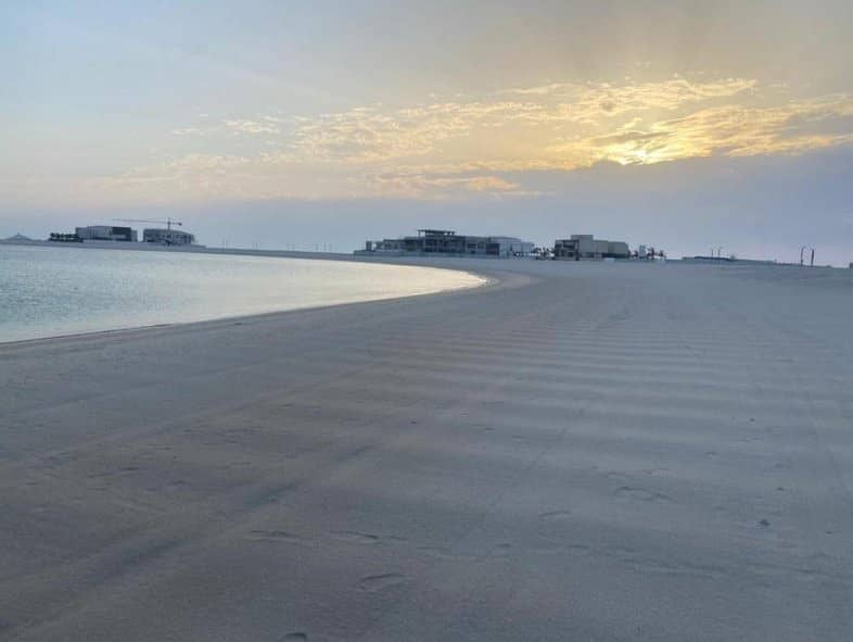 Exclusive 17500 sq. ft beachfront plot - Jumeirah Bay