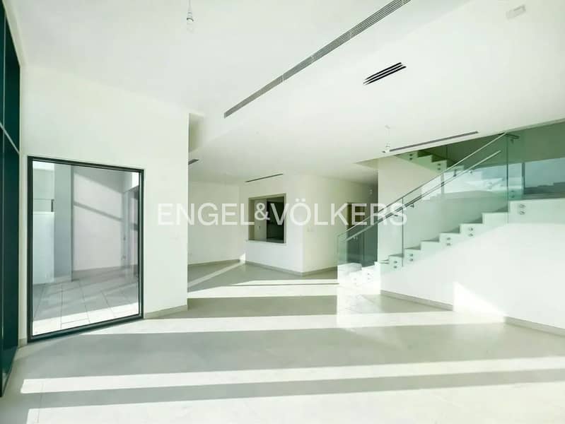 Brand New | Single Row | Near Park and Pool Brand New | Single Row | Near Park and Pool