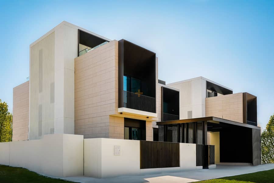 Largest plot | Away from GSM Tower | Better value than a D1 Type in Golf Place Largest plot | Away from GSM Tower | Better value than a D1 Type in Golf Place