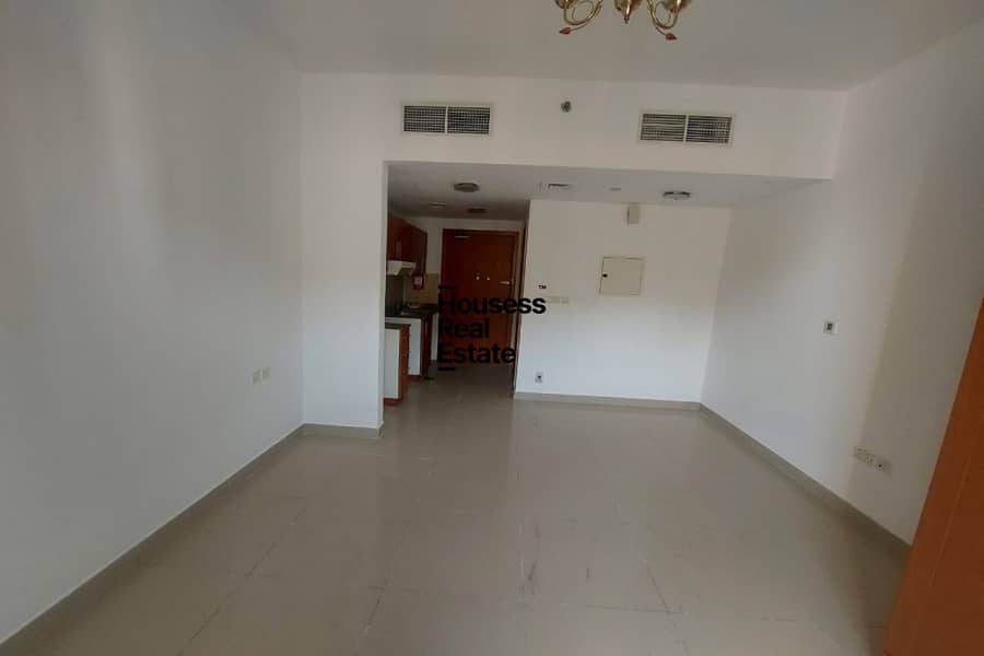 Квартира в Дубай Продакшн Сити,Лейксайд,Лаго Виста А, 36000 AED - 11978534 Квартира в Дубай Продакшн Сити,Лейксайд,Лаго Виста А, 36000 AED - 11978534