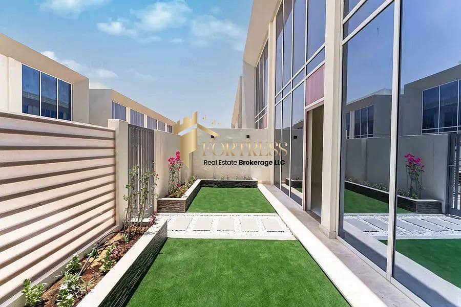 位于迪拜乐园,鲁康社区,鲁康3区 3 卧室的别墅 150000 AED - 11979023 位于迪拜乐园,鲁康社区,鲁康3区 3 卧室的别墅 150000 AED - 11979023