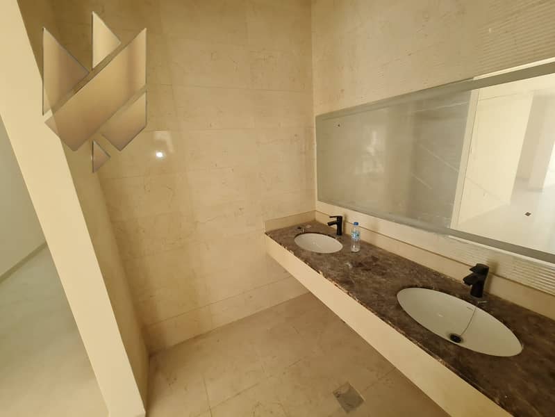 13 IMG-20250620-WA0313. jpg