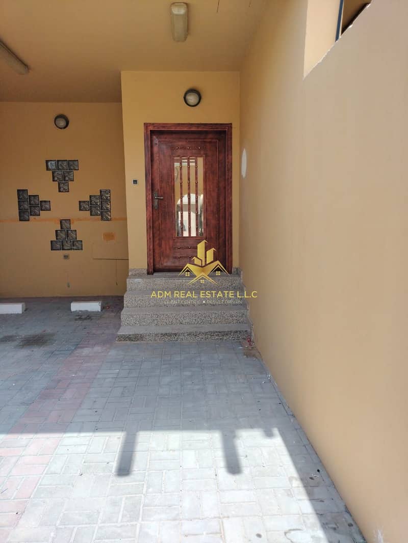2 WhatsApp Image 2025-06-13 at 12.15. 39 (1). jpeg