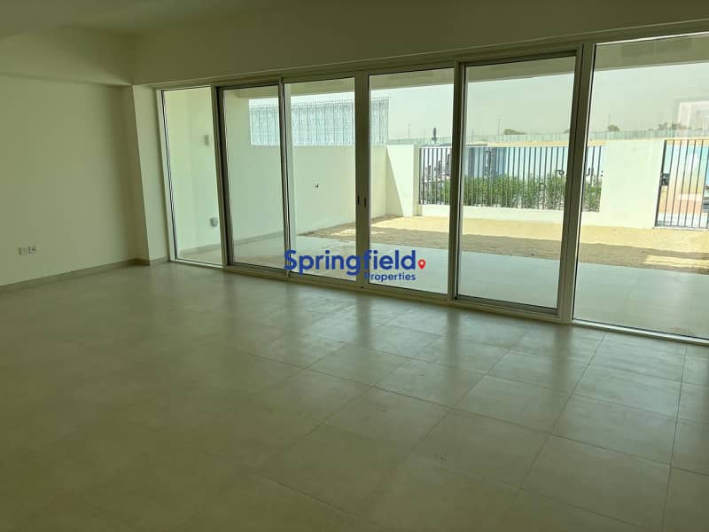 位于山谷小区,塔利亚别墅区 3 卧室的联排别墅 155000 AED - 11979873 位于山谷小区,塔利亚别墅区 3 卧室的联排别墅 155000 AED - 11979873