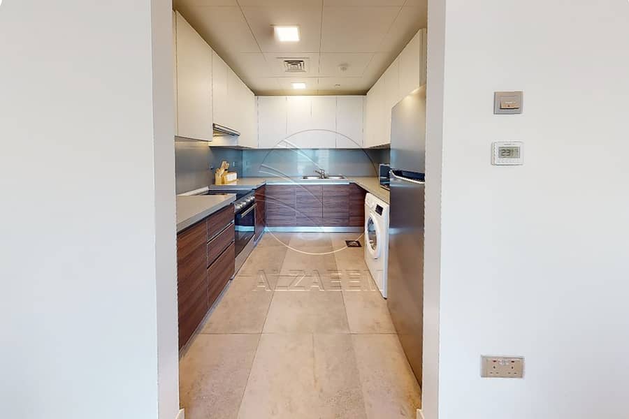 4 KITCHEN. jpg