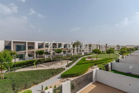 3 Bedroom Townhouse for Rent in The Valley by Emaar, Dubai - Brand new | Spacious Single row | Park view