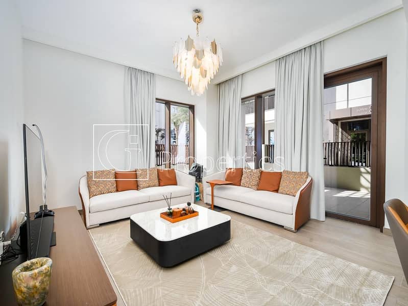 Corner Unit | Private Entrance | Ready to Move Corner Unit | Private Entrance | Ready to Move