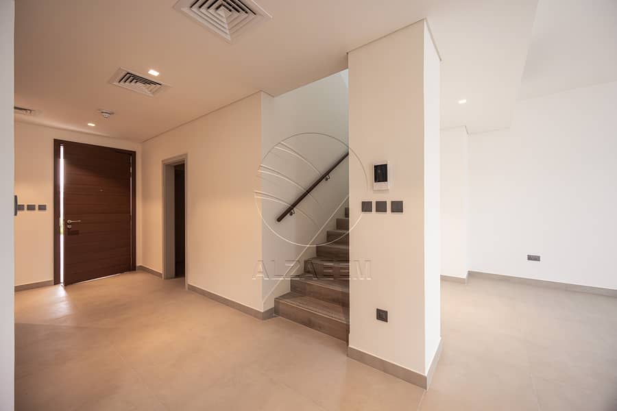 5 021A8421-Enhanced-NR. jpg