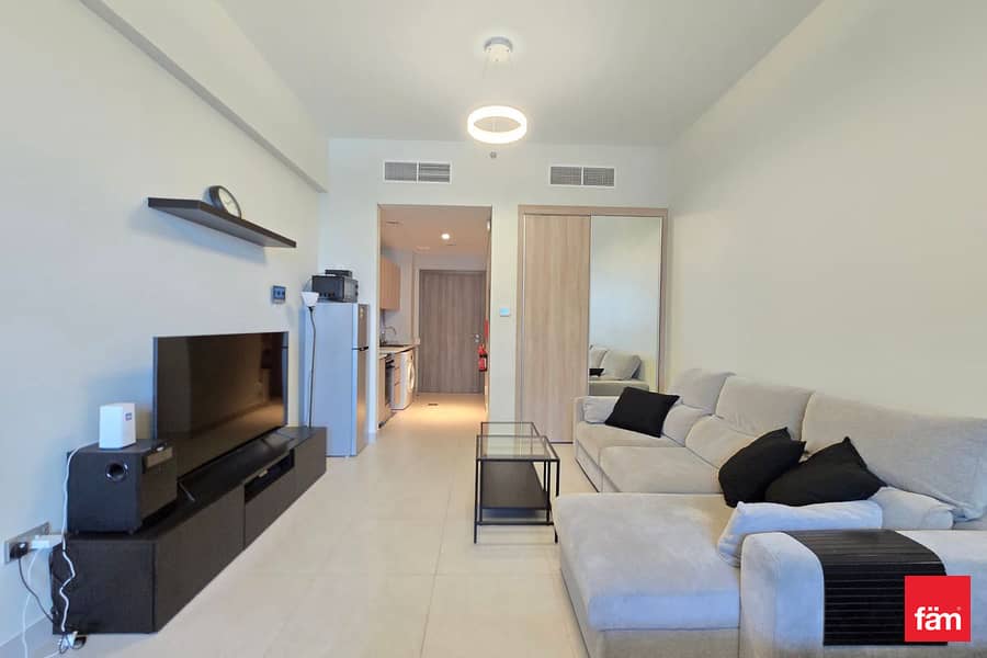 Exclusive | Large Layout | Fully Furnished