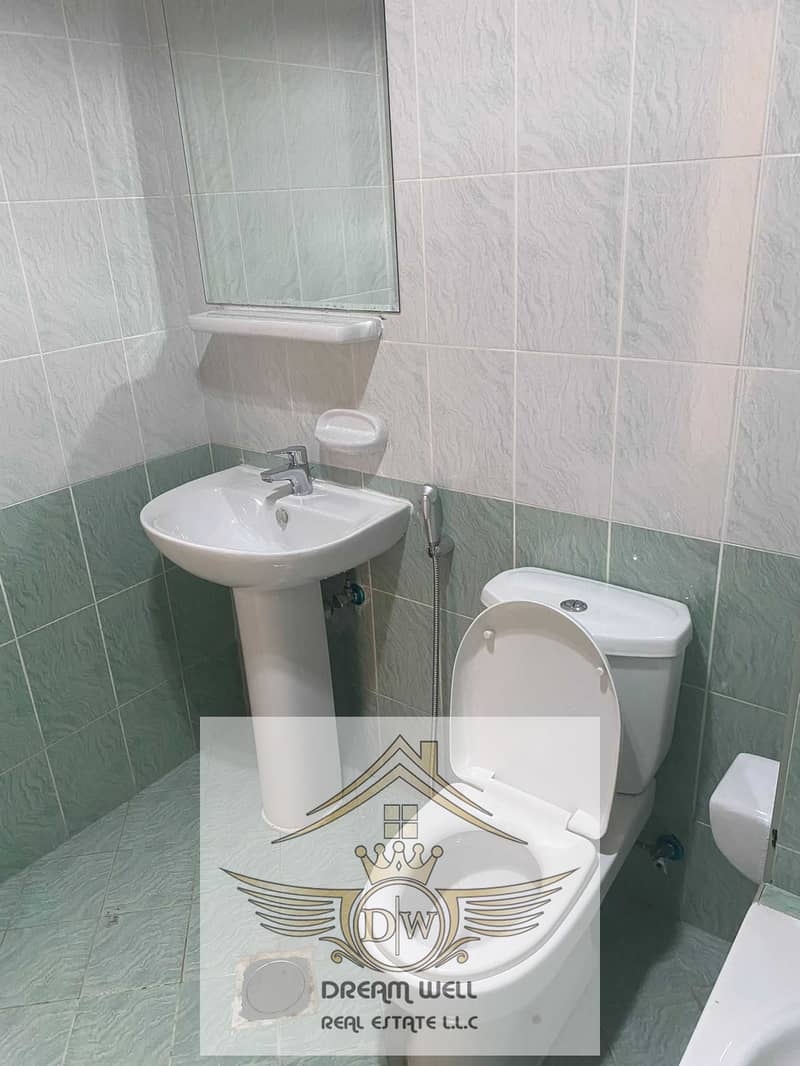 10 LHi2O0BRTxiB6DtpD6oIfz1x09dLhCOJULYLWvrJ. jpg