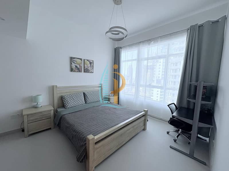 8 bed1. jpg