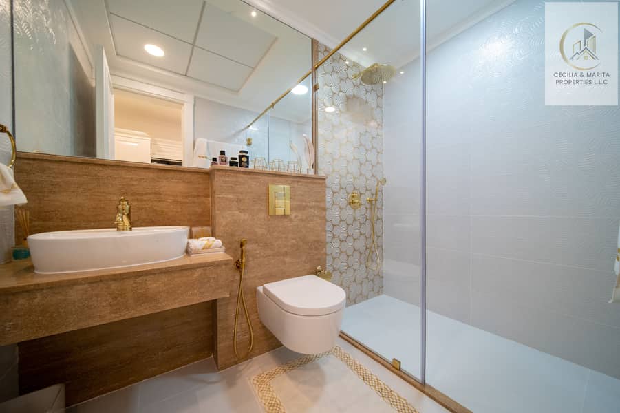 13 Bathroom 1. jpg