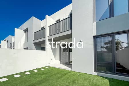 3 Bedroom Townhouse for Rent in Tilal Al Ghaf, Dubai - Vacant | Single row | Close to amenities