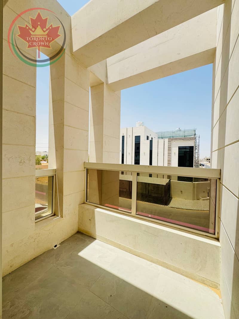 11 Yasmeen_Villa_-_Balcony. jpg