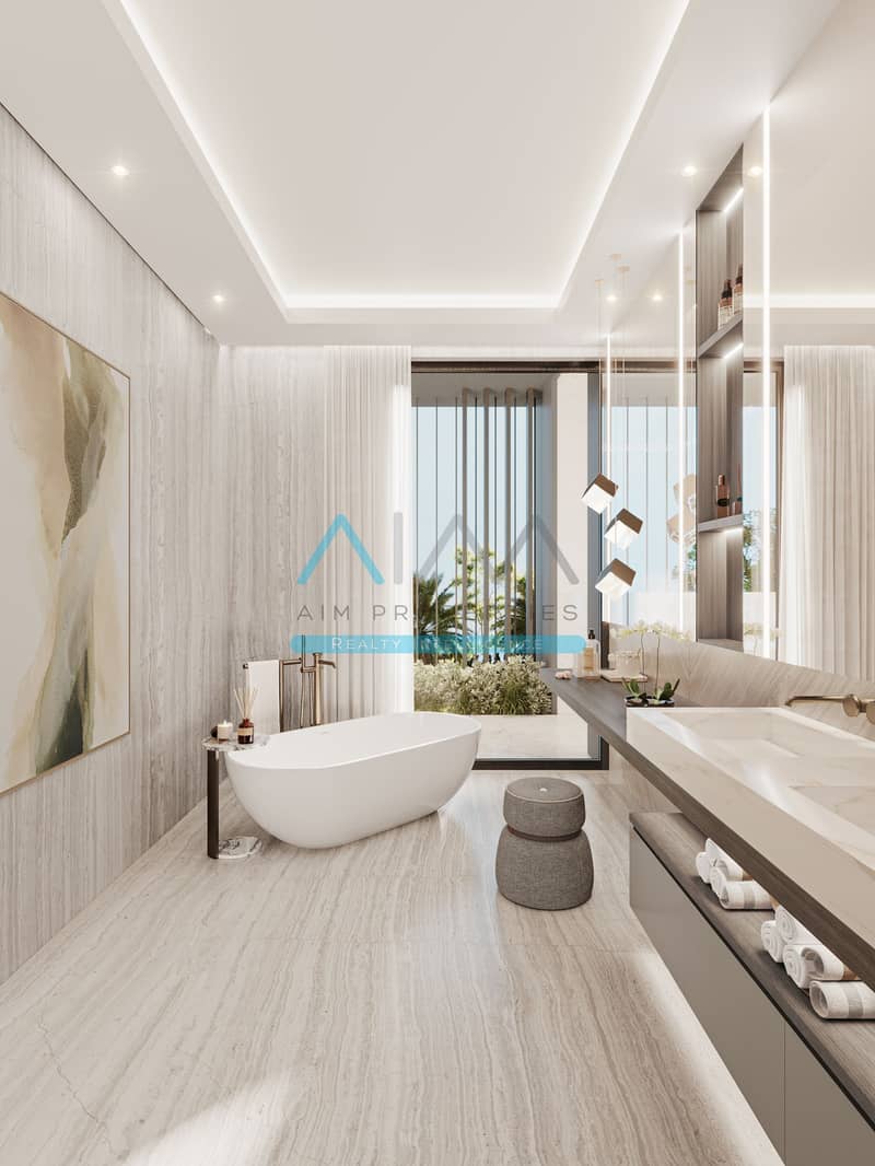 11 FF Ensuite. jpg