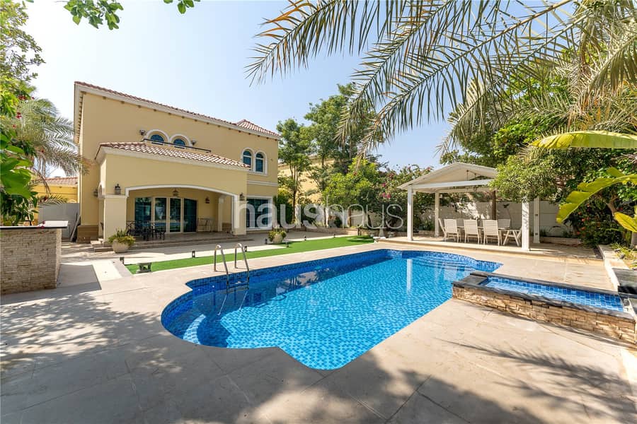 位于朱美拉公园社区,Legacy,Legacy Large 4 卧室的别墅 12300000 AED - 11982435 位于朱美拉公园社区,Legacy,Legacy Large 4 卧室的别墅 12300000 AED - 11982435