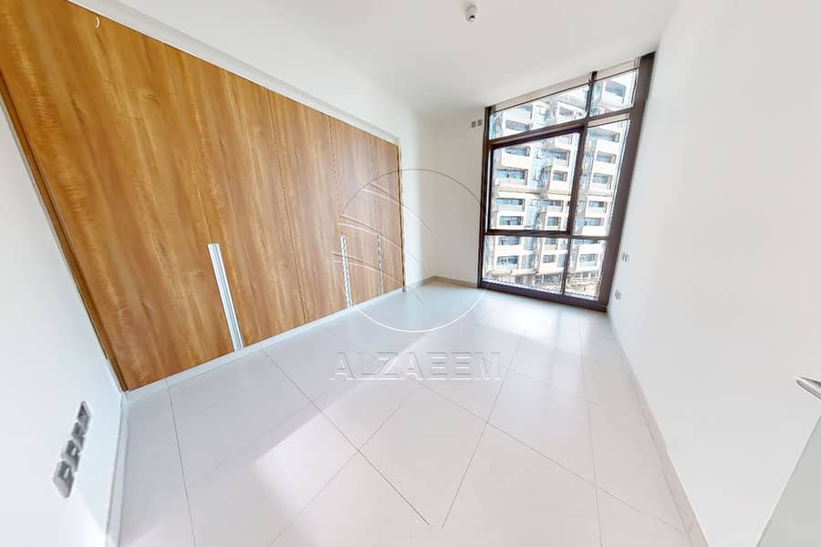 6 BEDROOM1. JPG
