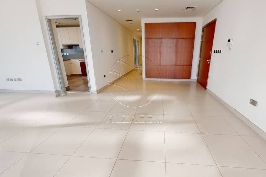 7 LIVING AREA. JPG
