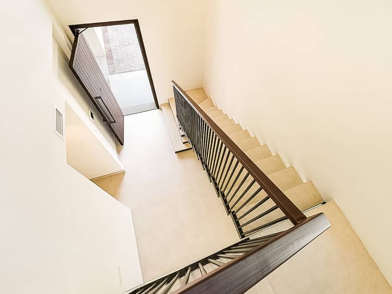 12 Picture5. jpg