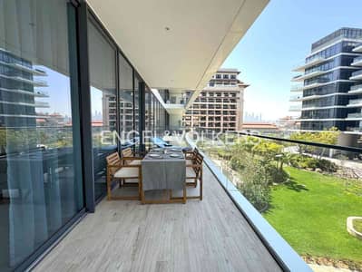 2 Bedroom Flat for Rent in Palm Jumeirah, Dubai - Serene Sea View | All-in-One Luxury Living