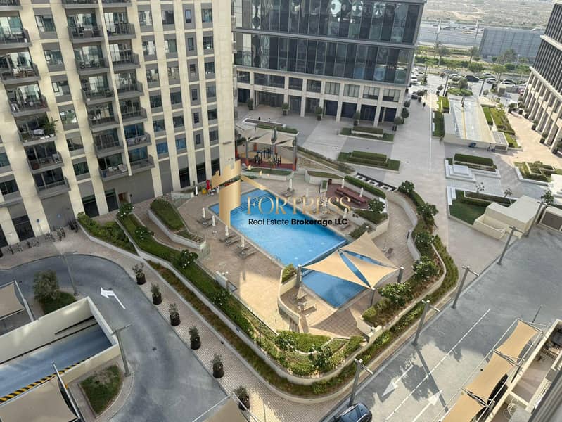 Vacant | Pool & community View| Upgraded Vacant | Pool & community View| Upgraded