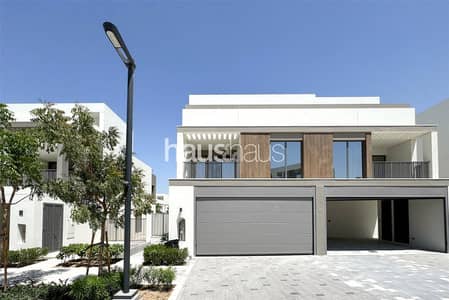 5 Bedroom Villa for Sale in Tilal Al Ghaf, Dubai - Keys in Hand | Ground Floor Bedroom | Vacant Now