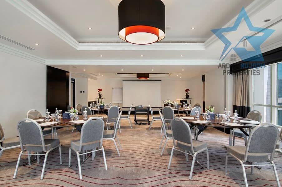 5 Summit 1&2 - Cabaret. jpg