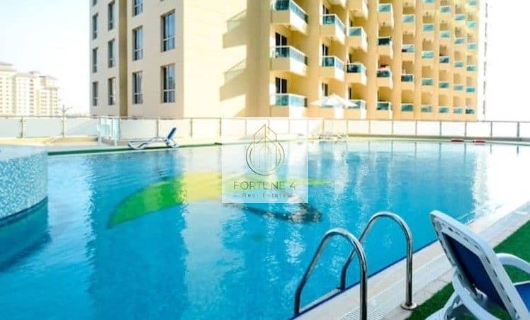 12 POOLVIEW. jpg