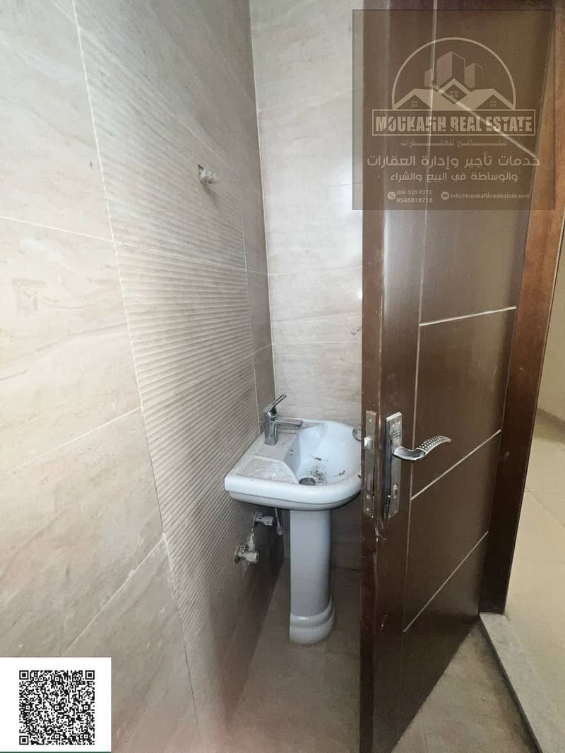 3 03. JPG