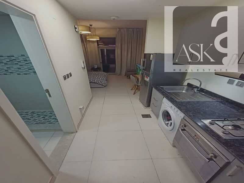 Near Metro | Villa View | Spacious Studio