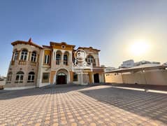 Big villa available for rent in Shakhbout city