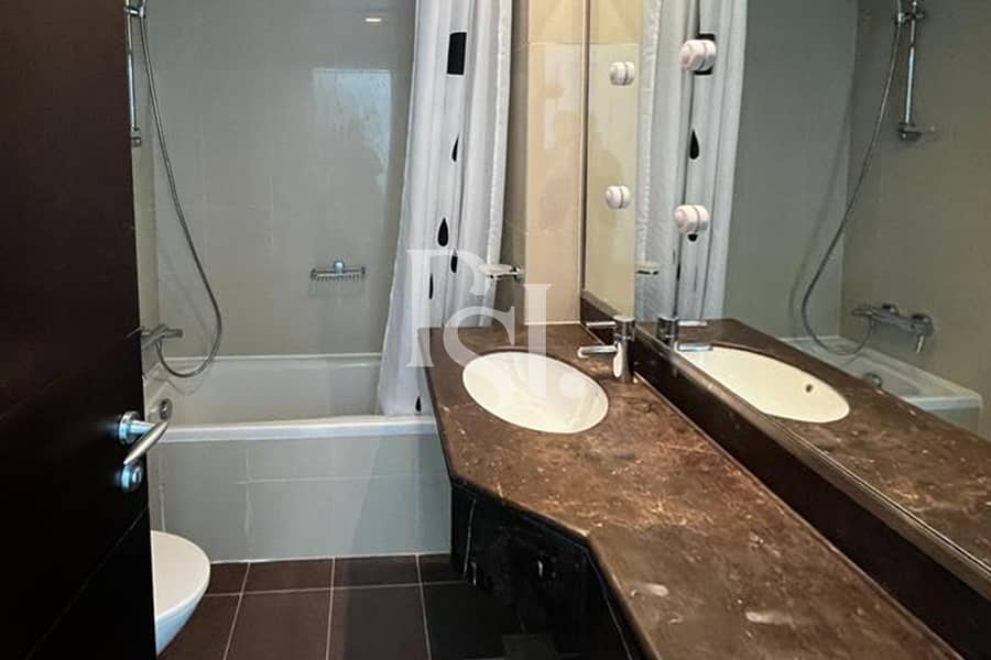 8 1BRM-Unit-5615-BUA-934-SQFT-Sky-Tower-Shams-Al-Reem-Island-Abu-Dhabi-UAE (5). jpg