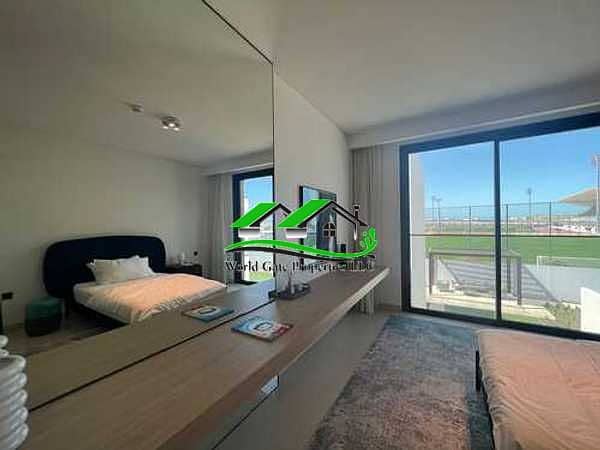 15 s8zBSble4z057komcwDSoHo432DoweaDCD5mLIAB. jpg