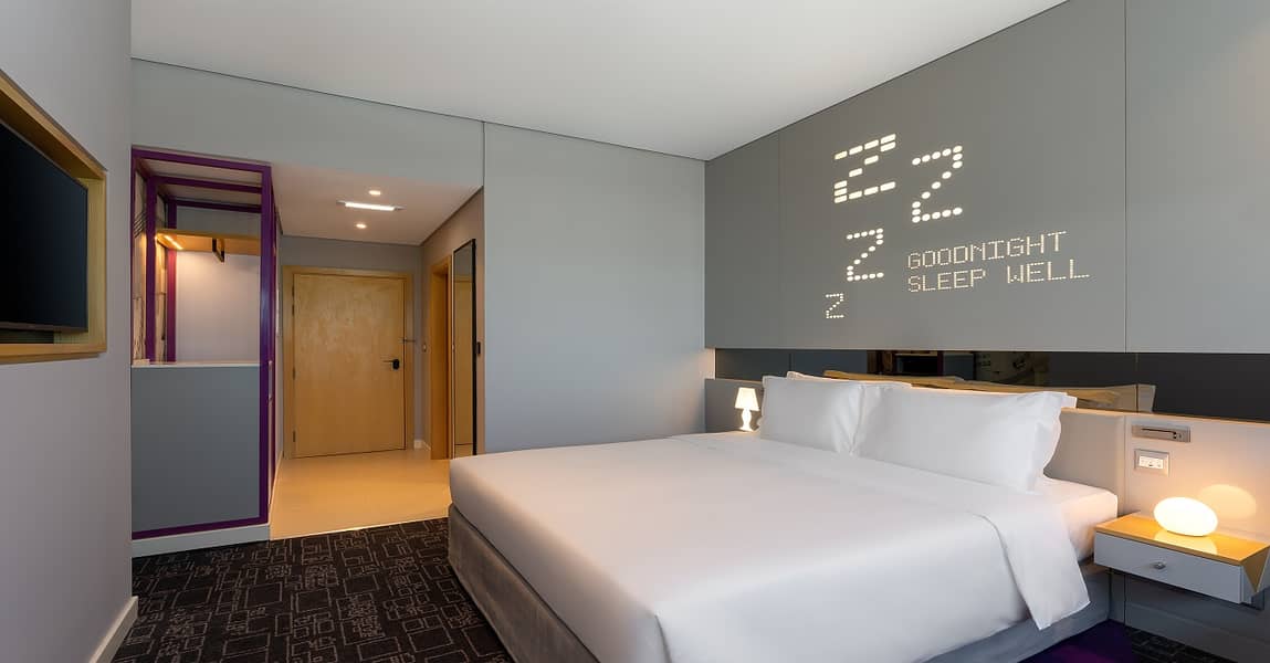 5 Studio M - overal view 3 - day. jpg