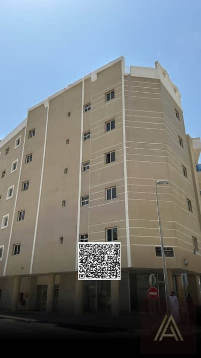 مبنی تجاري  للبيع في النخيل، عجمان - IMG-20250415-WA0120. jpg
