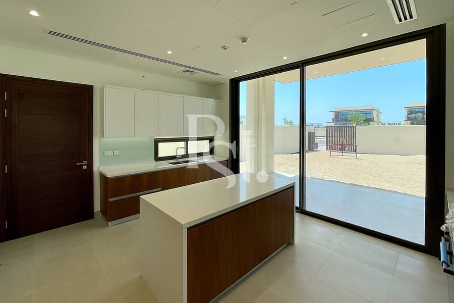 7 5BRM-Unit-097-VI178677-Jubail-Island-Villas-Abu-Dhabi-UAE (3). jpg