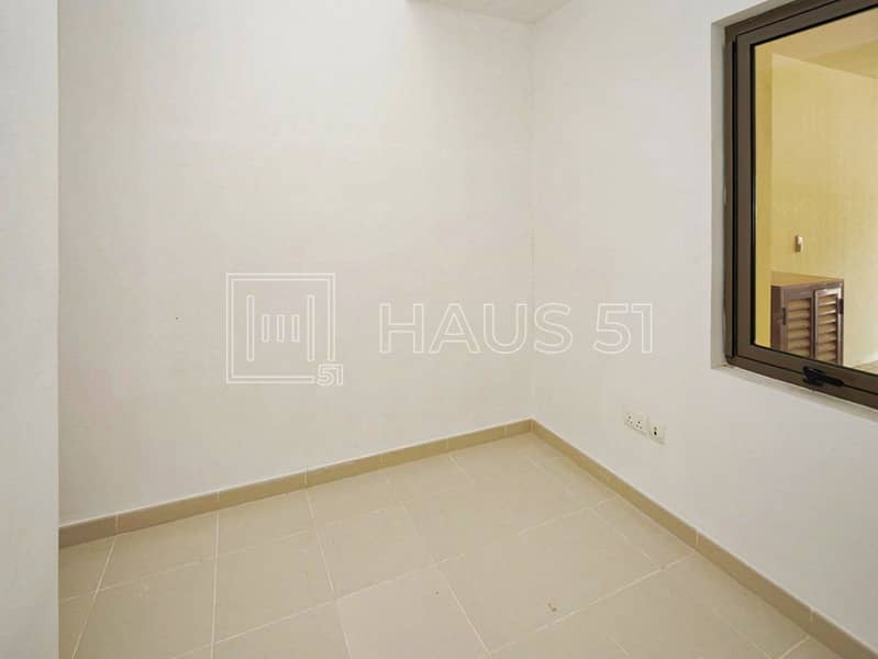 16 RM2 Mira Oasis-unit V-277-15. jpg