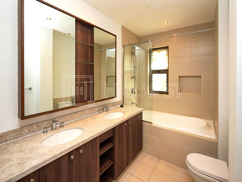 22 RM2 Mira Oasis-unit V-277-22. jpg