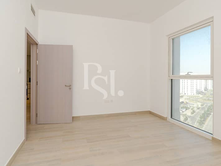 6 water-edge-yas-island-abu-dhabi-bedroom (8). JPG