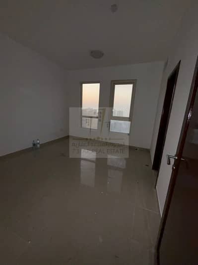 شقة 2 غرفة نوم للايجار في الخان، الشارقة - WhatsApp Image 2025-05-20 at 7.06. 12 PM. jpeg