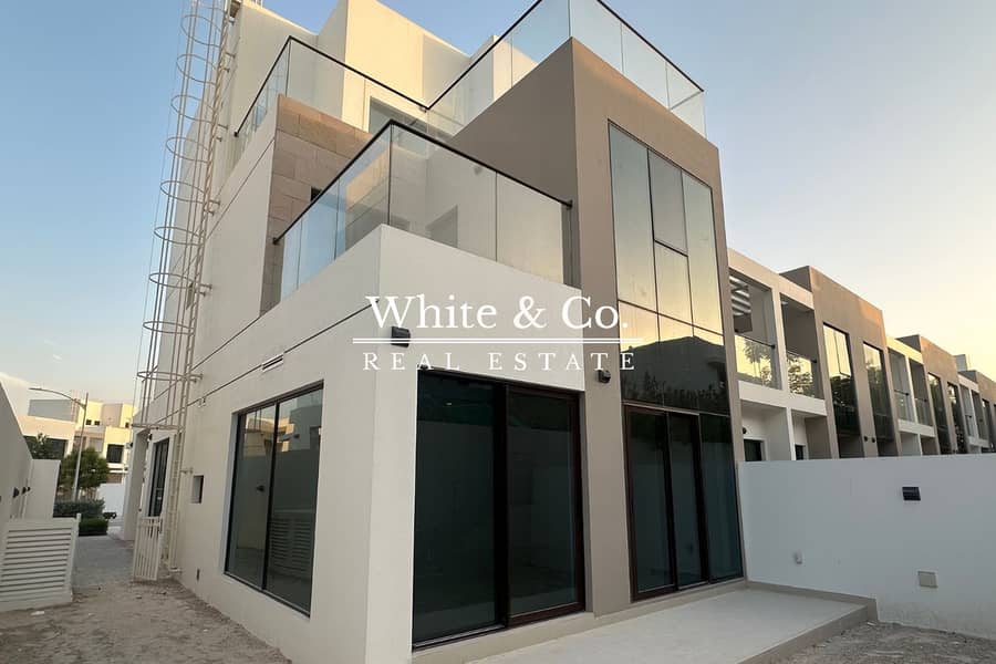 位于达马克山庄,绿林别墅 4 卧室的联排别墅 4050000 AED - 11987582 位于达马克山庄,绿林别墅 4 卧室的联排别墅 4050000 AED - 11987582