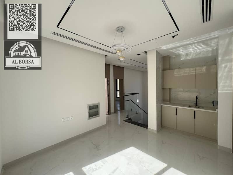 22 ccc2ba9c-03cd-4e36-b447-f3da0f2215fa. jpg