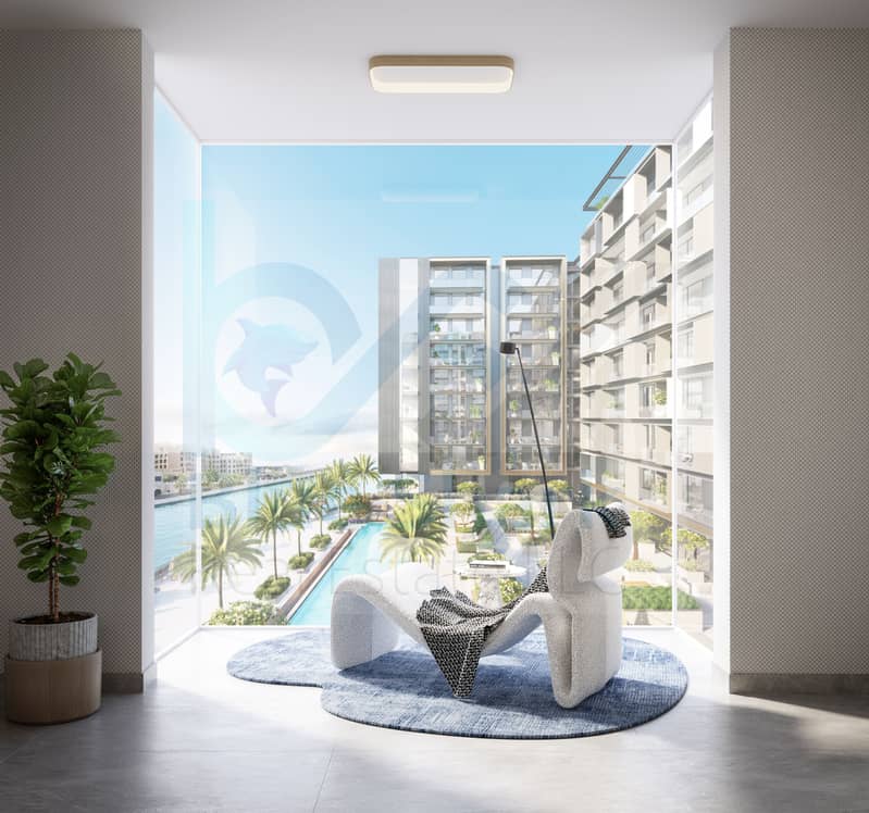17 Art Bay - glass box. jpg